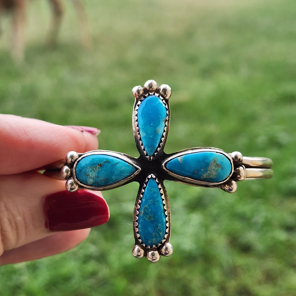 Turquoise Cross Cuff - Picture 4 of 10
